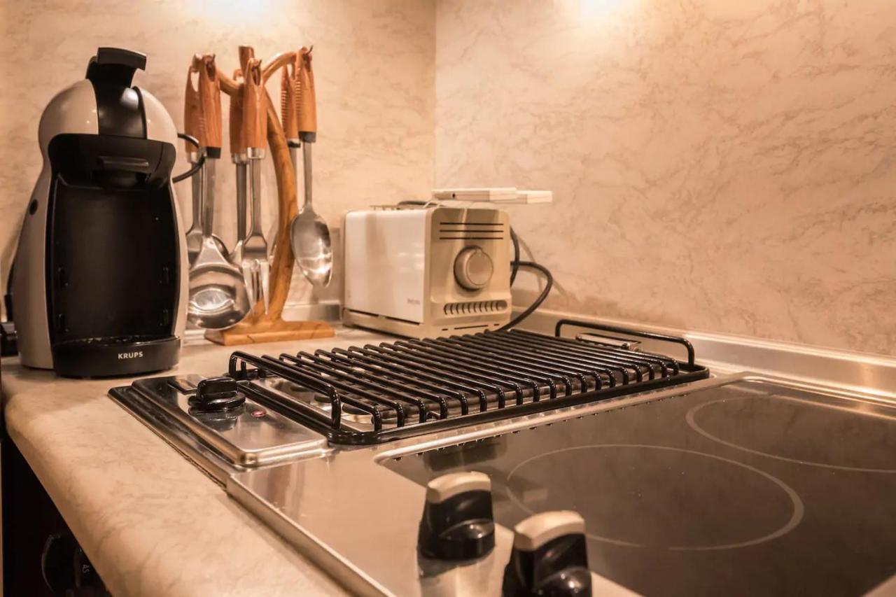 Charming, Fully-Furnished, 2-Bedroom Apartment Banszko Kültér fotó